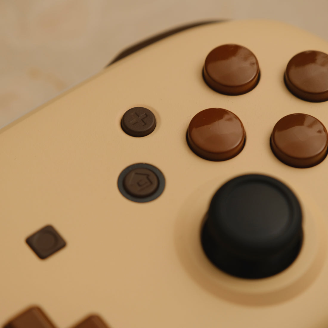 Pro controller - Latte on me