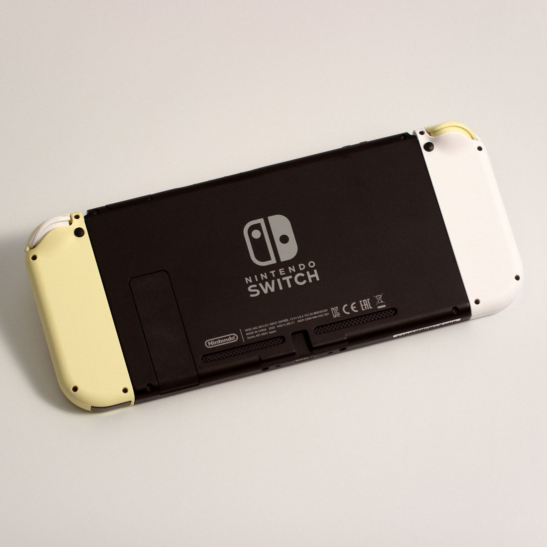 Joy-Con - White Chocolate (discontinued)